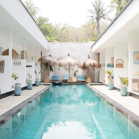 The White Bay Hotel Gili Trawangan Bagian luar foto