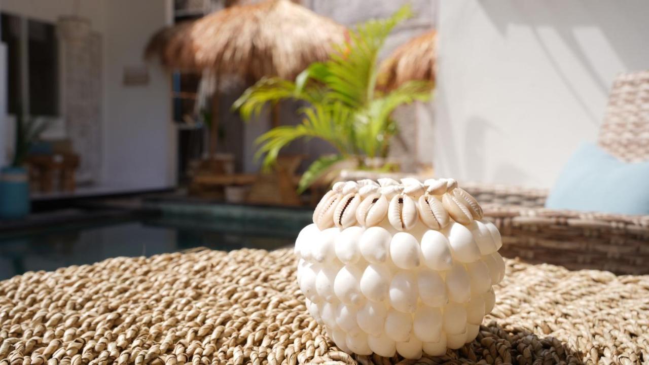 The White Bay Hotel Gili Trawangan Bagian luar foto
