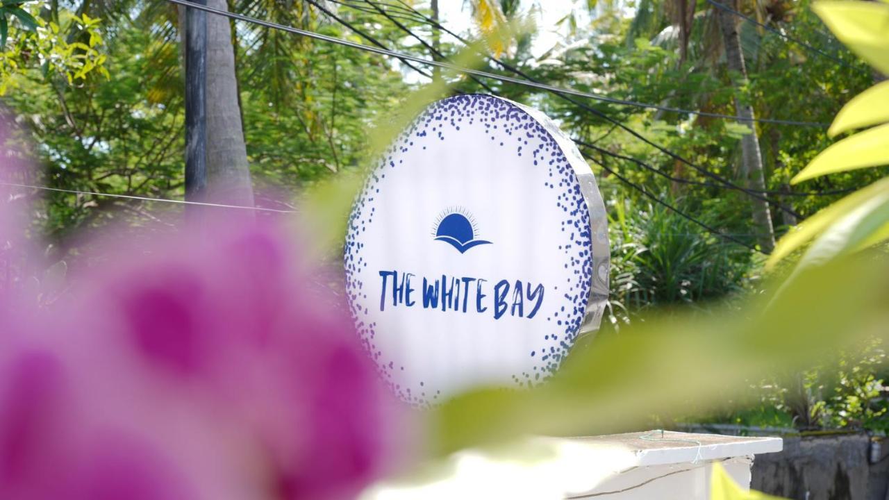 The White Bay Hotel Gili Trawangan Bagian luar foto